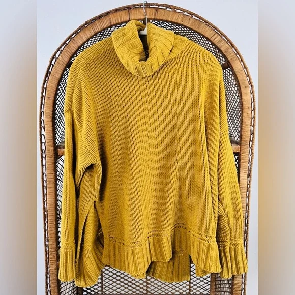 Aerie Chenille Sunset Oversized Turtleneck Sweater Mustard Yellow Size Small - Picture 3 of 4